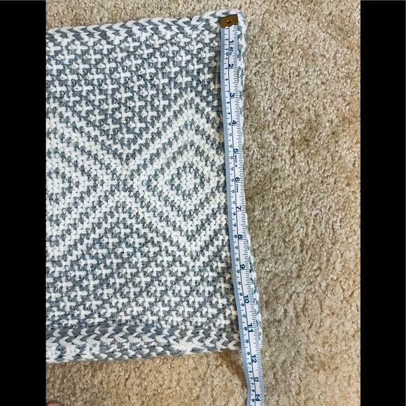 Gap Infinity Scarf - Picture 7 of 7